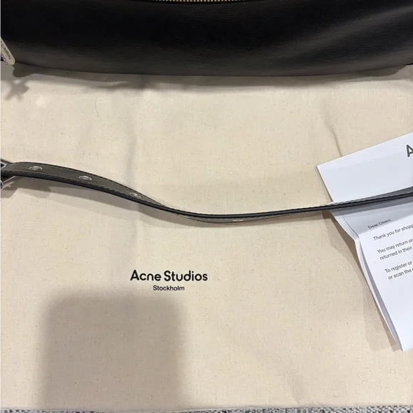 Acne Studio Camero Black Leather Camera Shoulder Bag - Picture 4 of 14